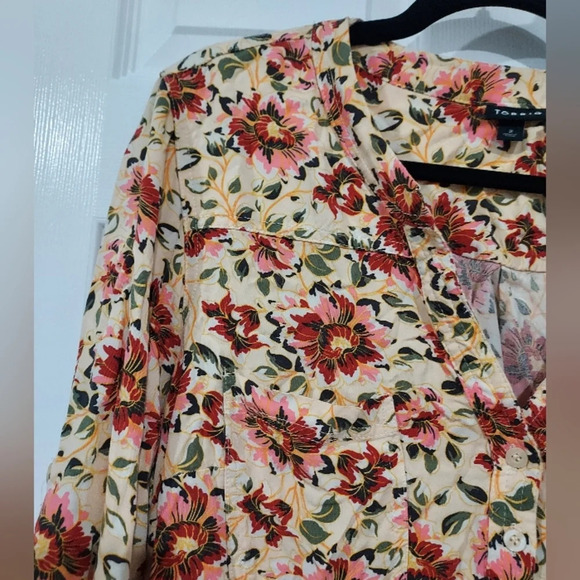 Torrid Multicolored Floral Harper Rayon Twill 3/4 Sleeve Blouse in Size 2 - Picture 4 of 13
